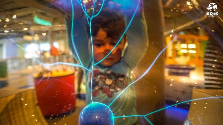 image of child in science museum in Amsterdam.